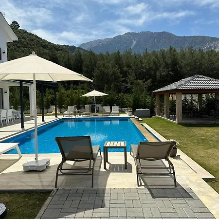 Eftal 750m2 Фетхие
